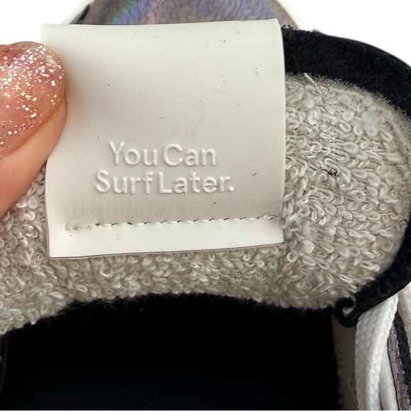 NWT P448 Leather Sneakers Women Size 9 Iridescent Low Top - Picture 6 of 13